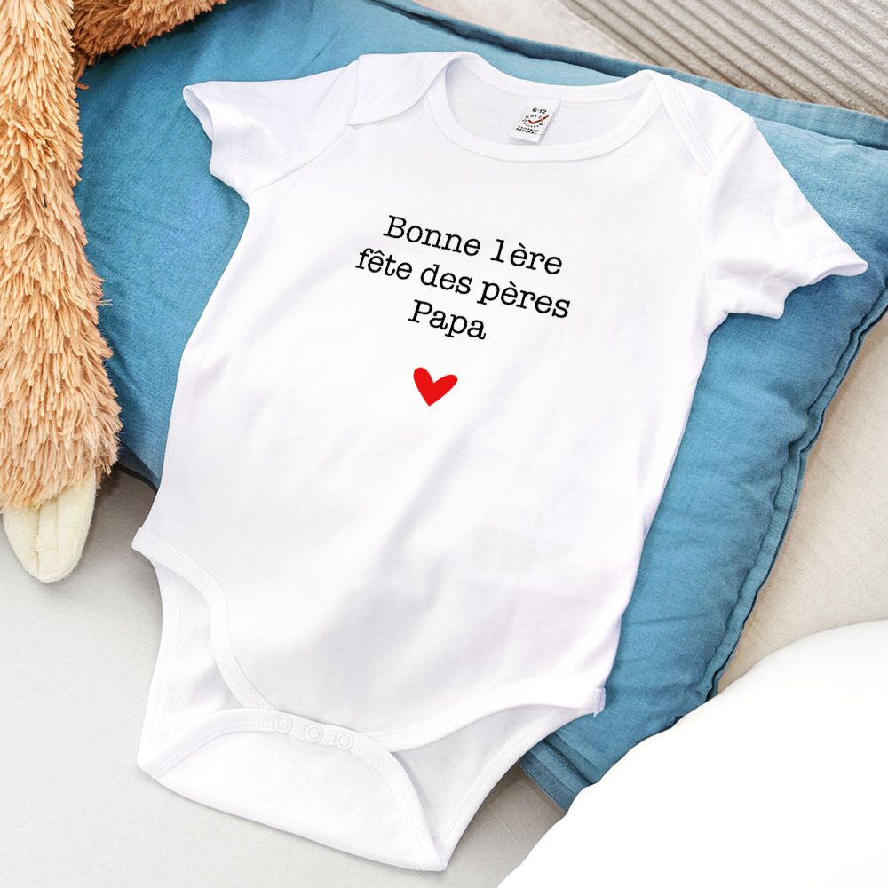 Body bébé personnalisé avec slogan et cœur